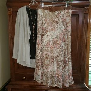 Dress Barn Roz & Ali Long Flowy Skirt EUC size L